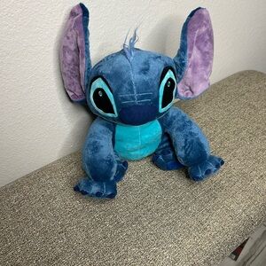 Disney Lili and Stitch
Stitch stuff plushy